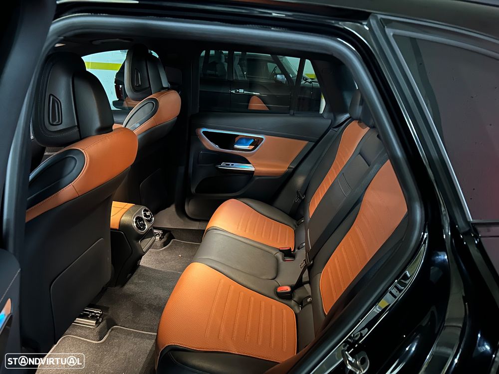 Mercedes-Benz GLC 300 e 4Matic - 28