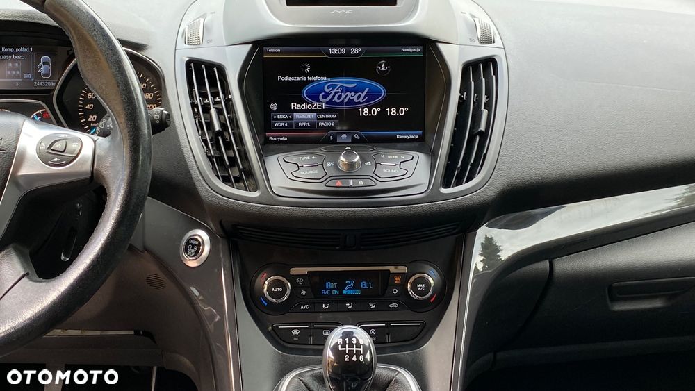 Ford Kuga 2.0 TDCi 2x4 Titanium - 21