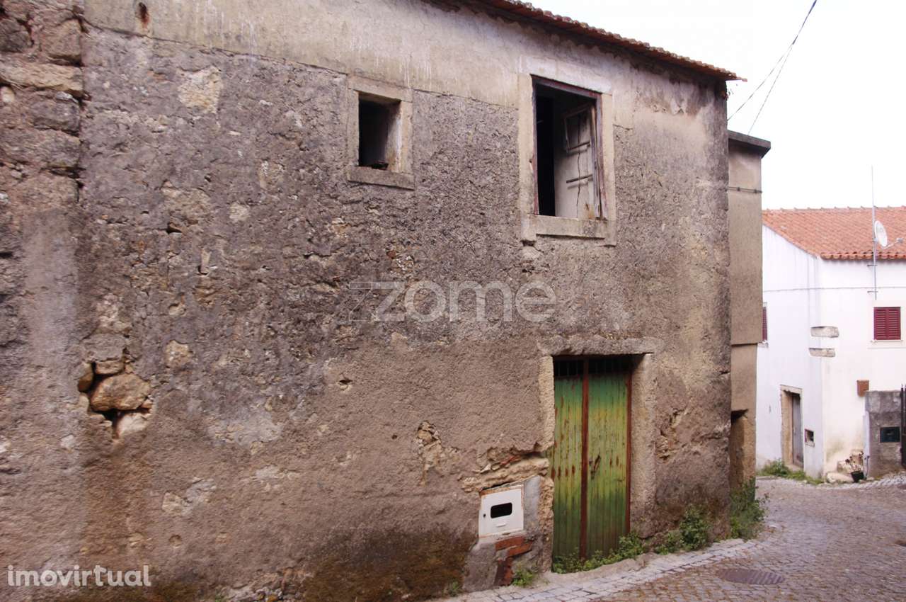 Moradia T2 | Recuperar | Alcouce | Condeixa-a-Nova - Grande imagem: 2/24