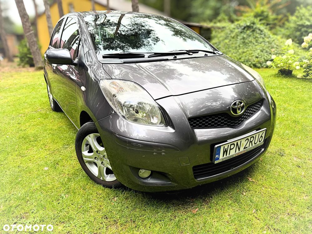 Toyota Yaris 1.33 Premium - 2
