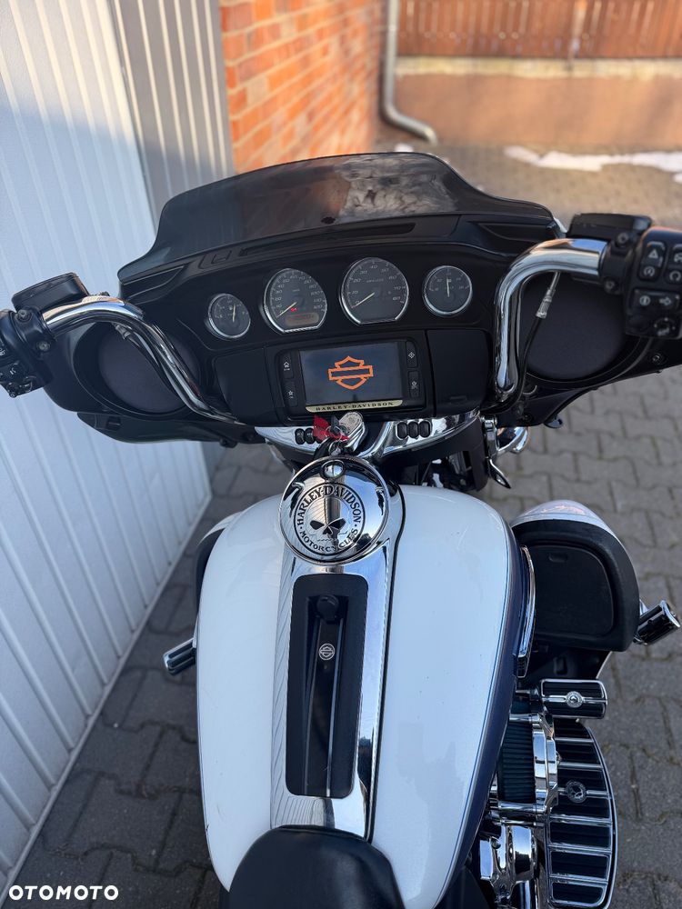 Harley-Davidson Touring Street Glide - 5