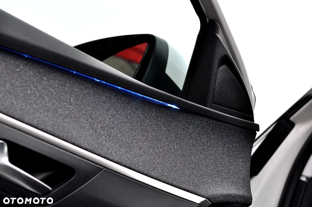 Peugeot 3008 1.2 PureTech GPF Allure S&S EAT8 - 19