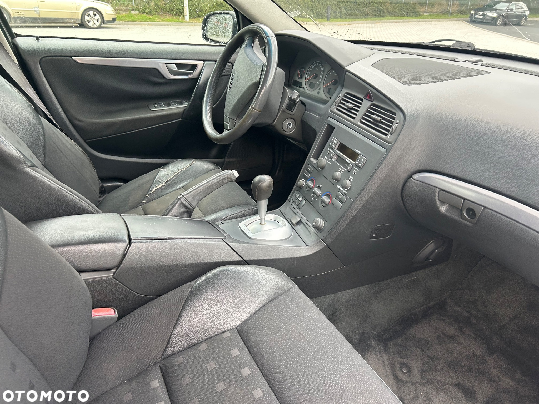 Volvo S60 2.4 Silver Edition - 24
