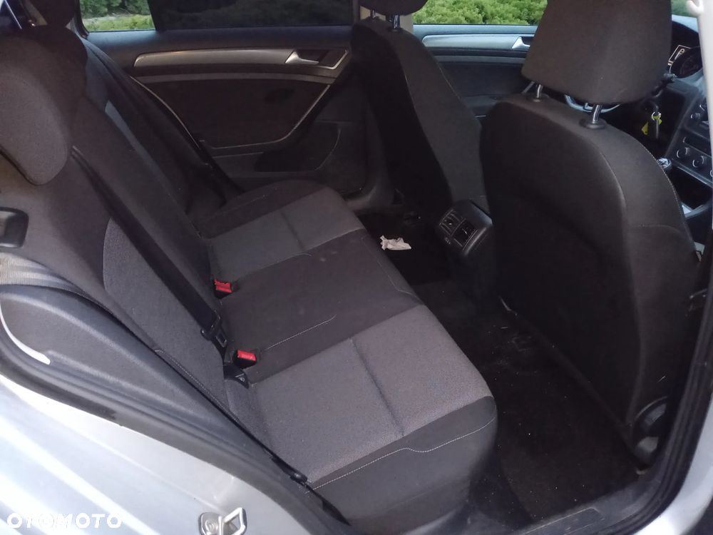 Volkswagen Golf 1.6 TDI (BlueMotion Technology) Trendline - 5