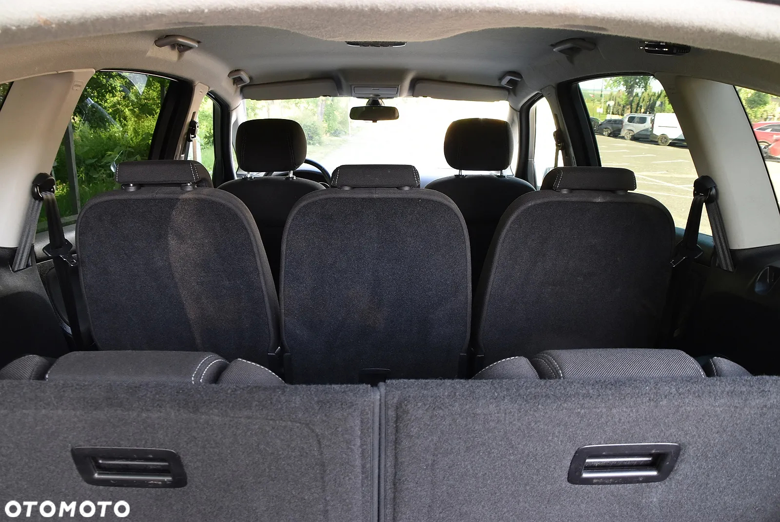Ford S-Max - 16
