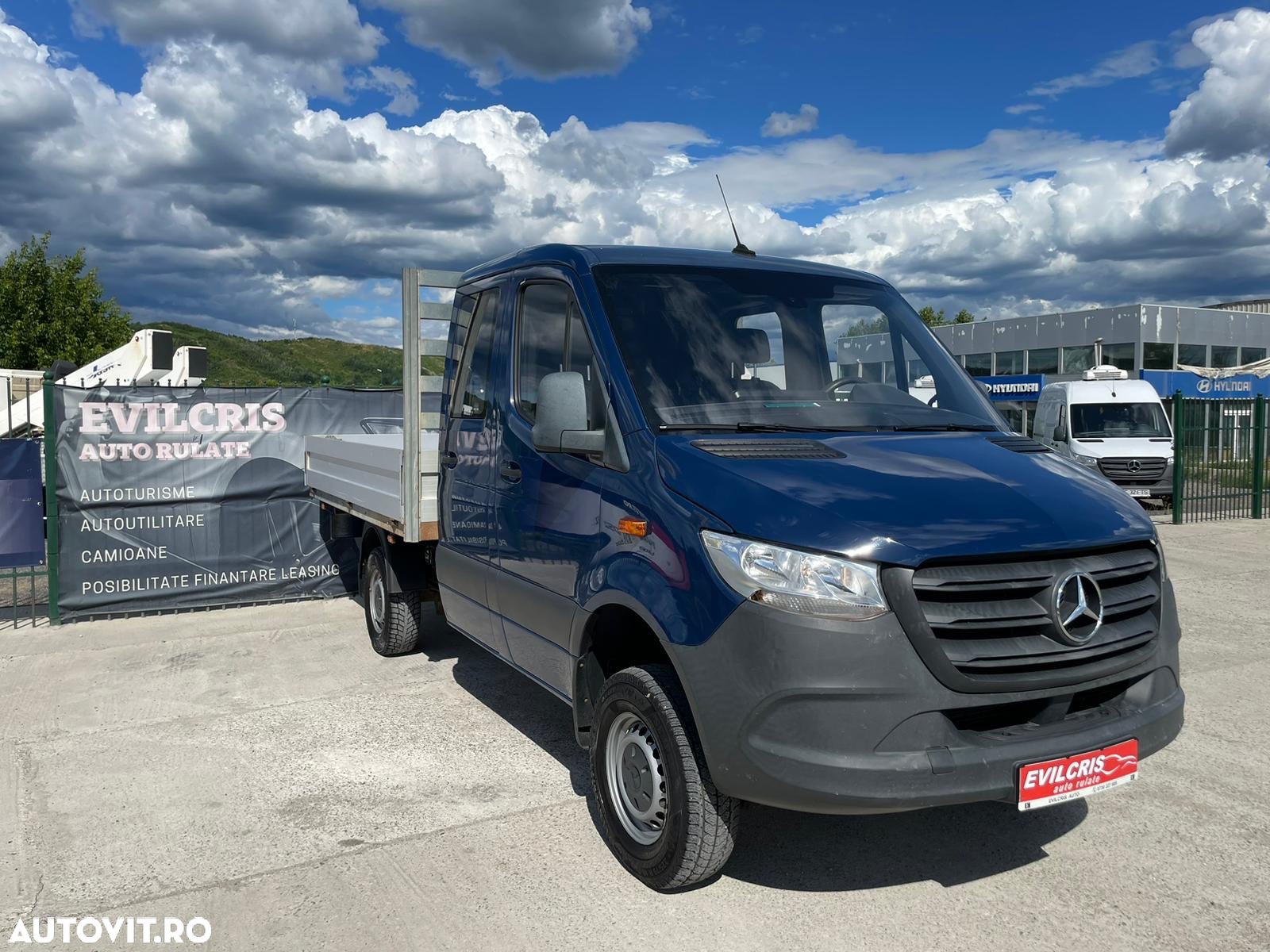 Mercedes-Benz Sprinter 4x4 DOKA - 29