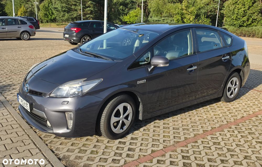 Toyota Prius - 4