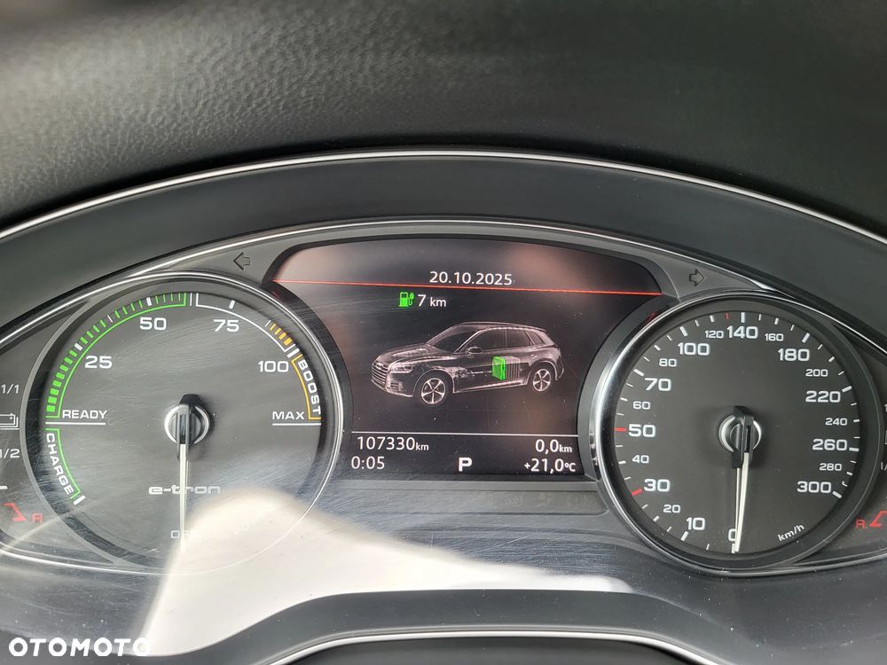 Audi Q5 55 TFSIe quattro S tronic S line - 24