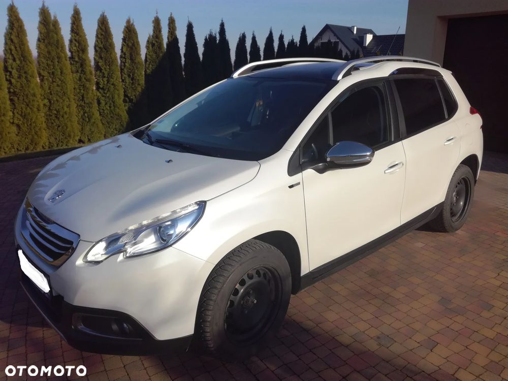 Peugeot 2008 1.2 Pure Tech Style S&S - 7