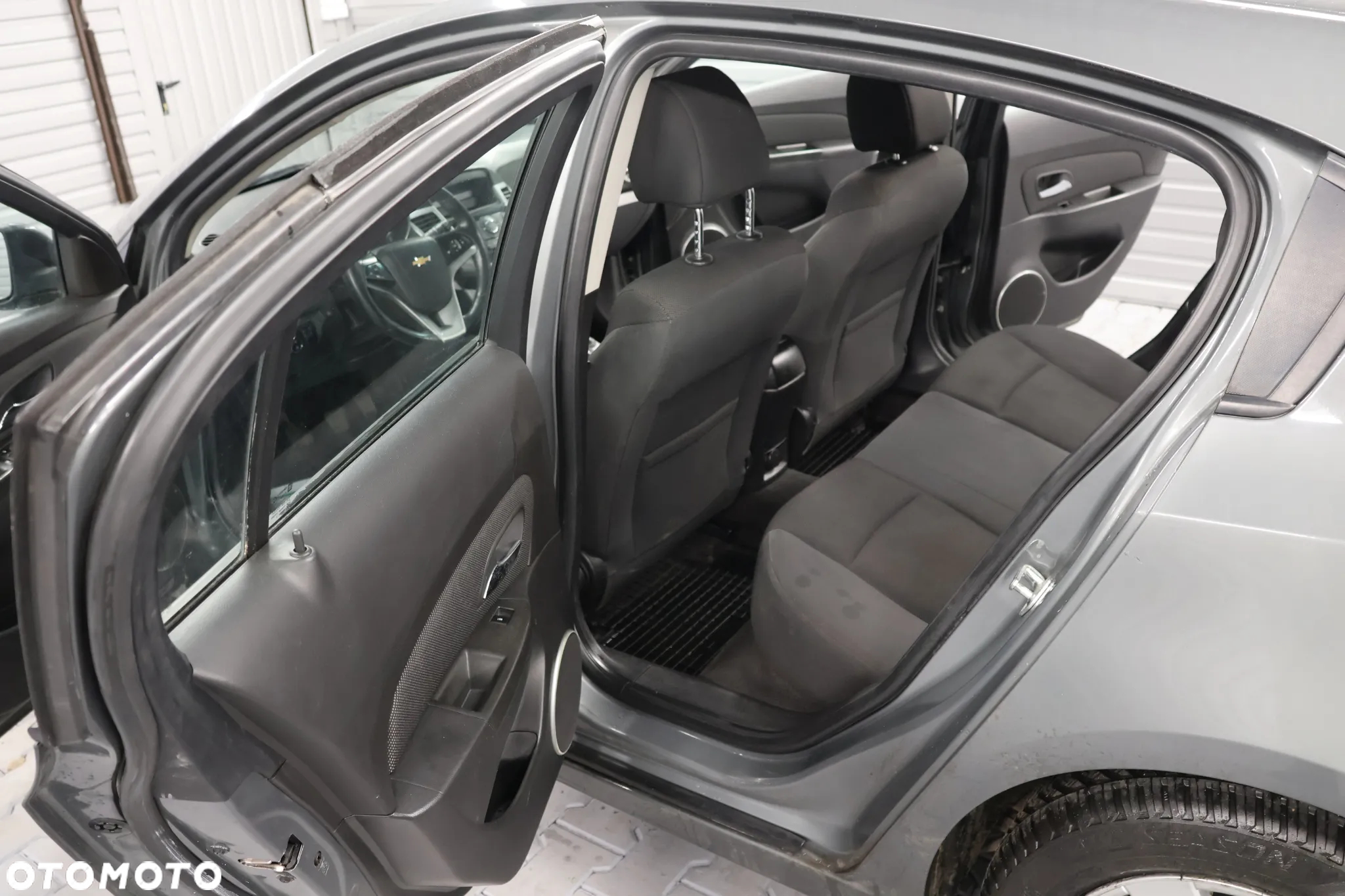Chevrolet Cruze 1.8 LT+ - 8