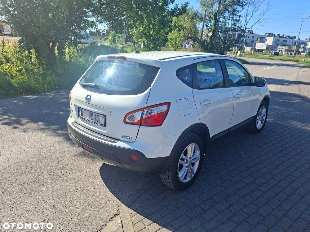 Nissan Qashqai - 4