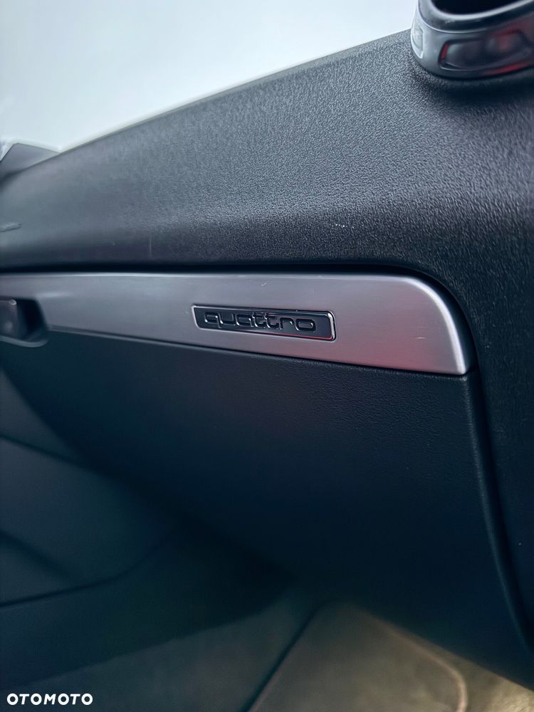 Audi TT Coupé 2.0 TDI quattro - 17