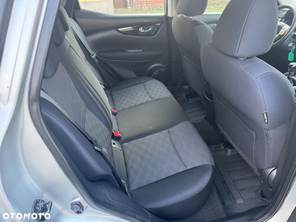 Nissan Qashqai 1.6 dCi 4 x 4 DPF Start/Stop I-Way - 26