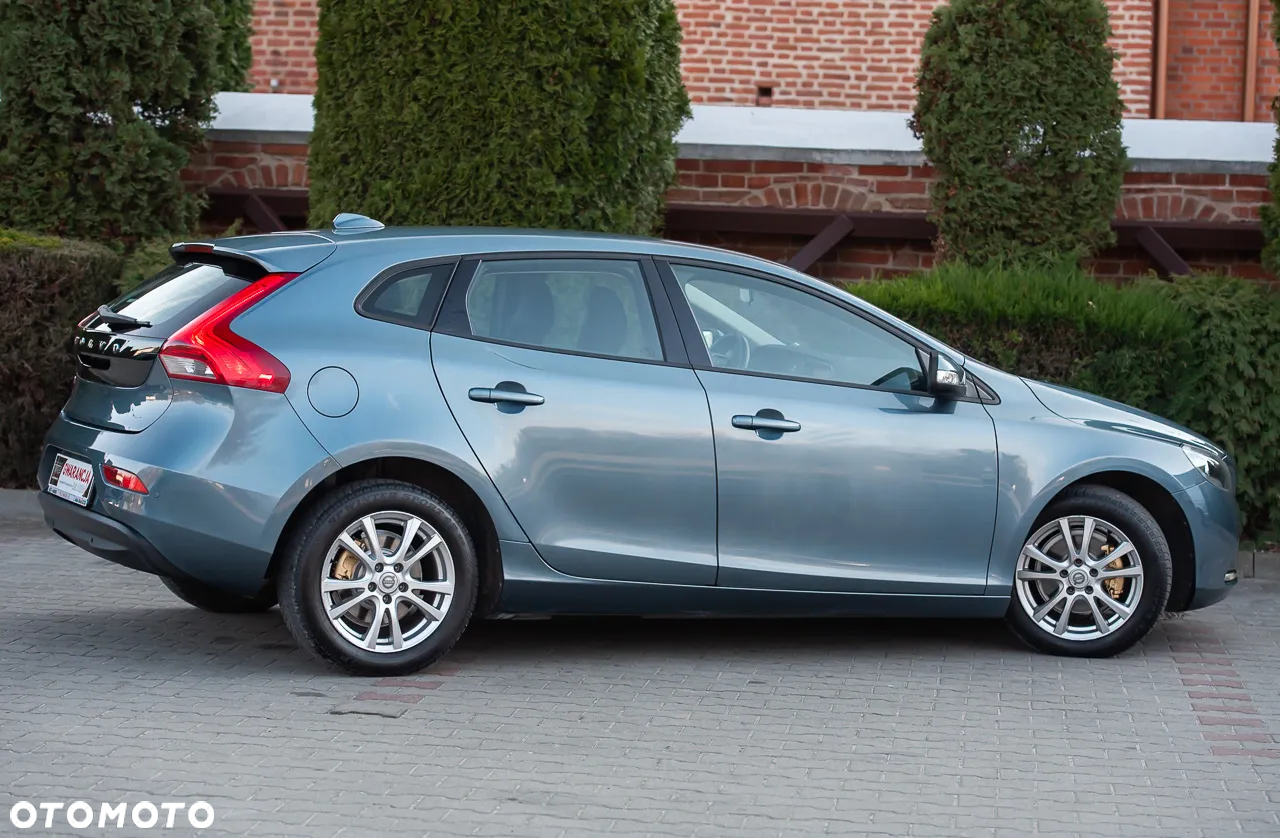 Volvo V40 - 14