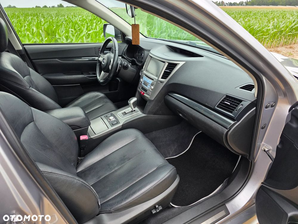 Subaru Legacy 2.5i GT - 15