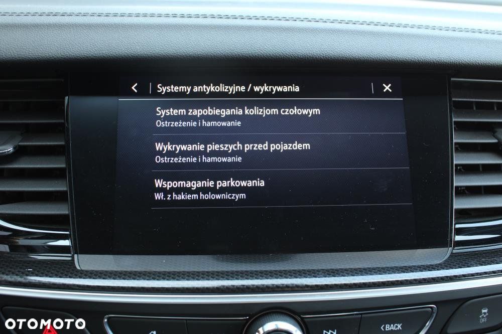 Opel Insignia - 25