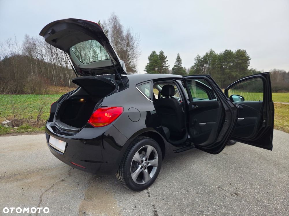 Opel Astra 1.7 CDTI Enjoy - 19