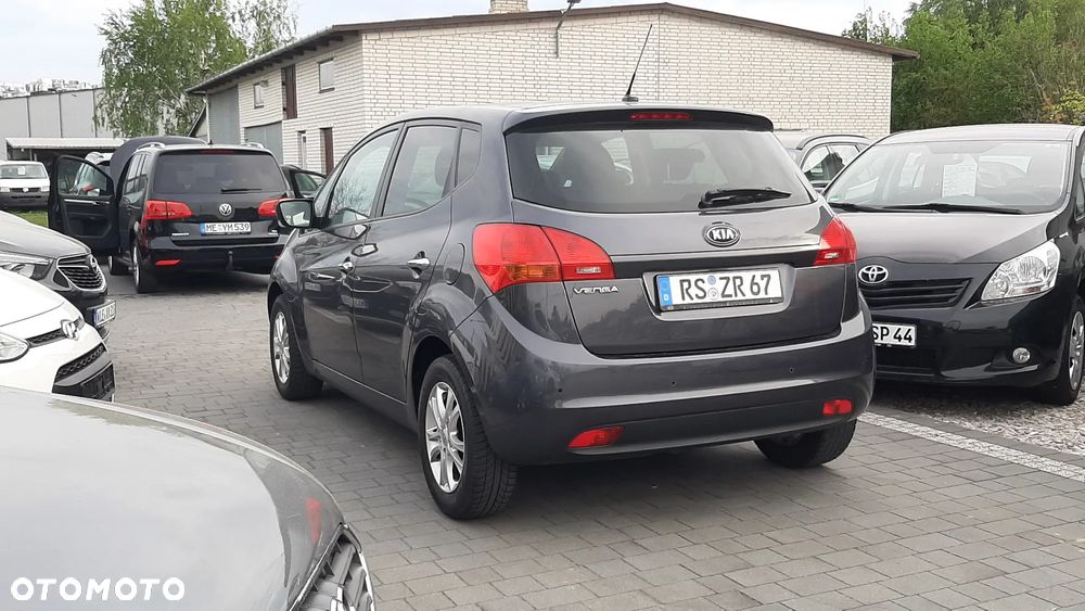 Kia Venga 1.4 CVVT Business Line - 6