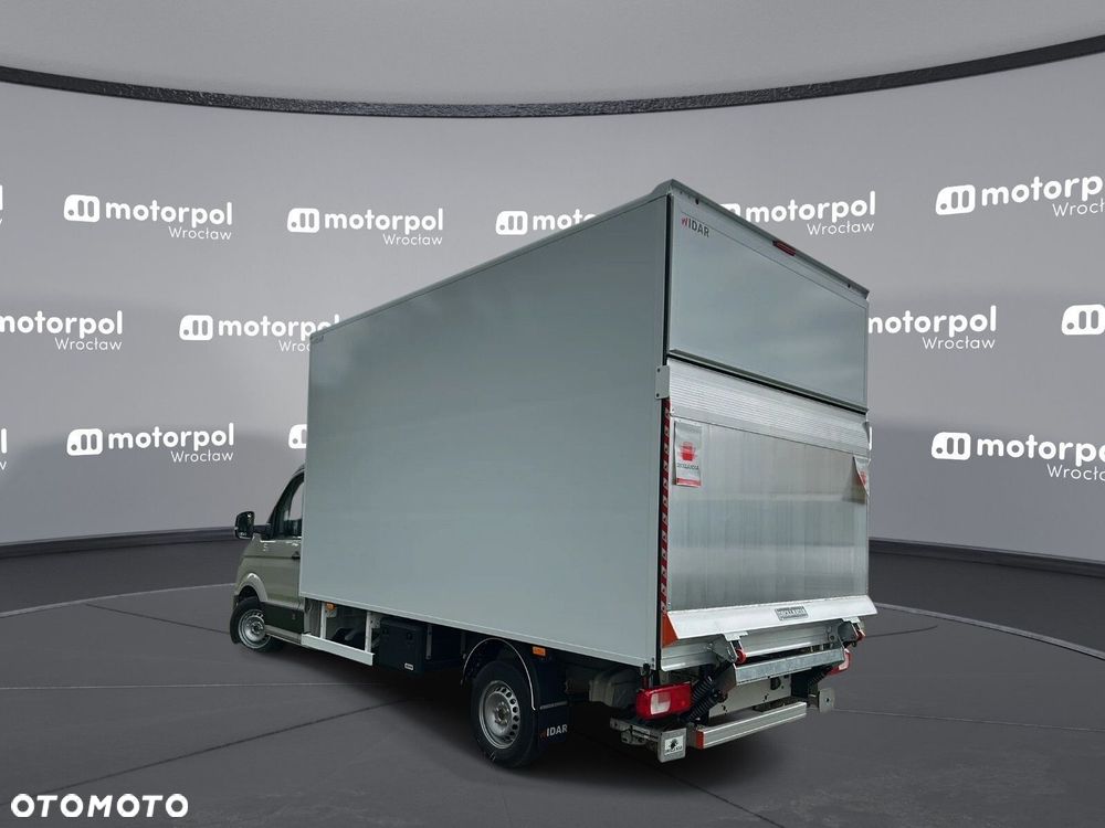 Volkswagen Crafter KONTENER MEBLOWY+WINDA/AUTOMAT/35 Podwozie z pojedynczą kabiną 2,0 l 163 KM manual r. o.: 4490 mm - 7