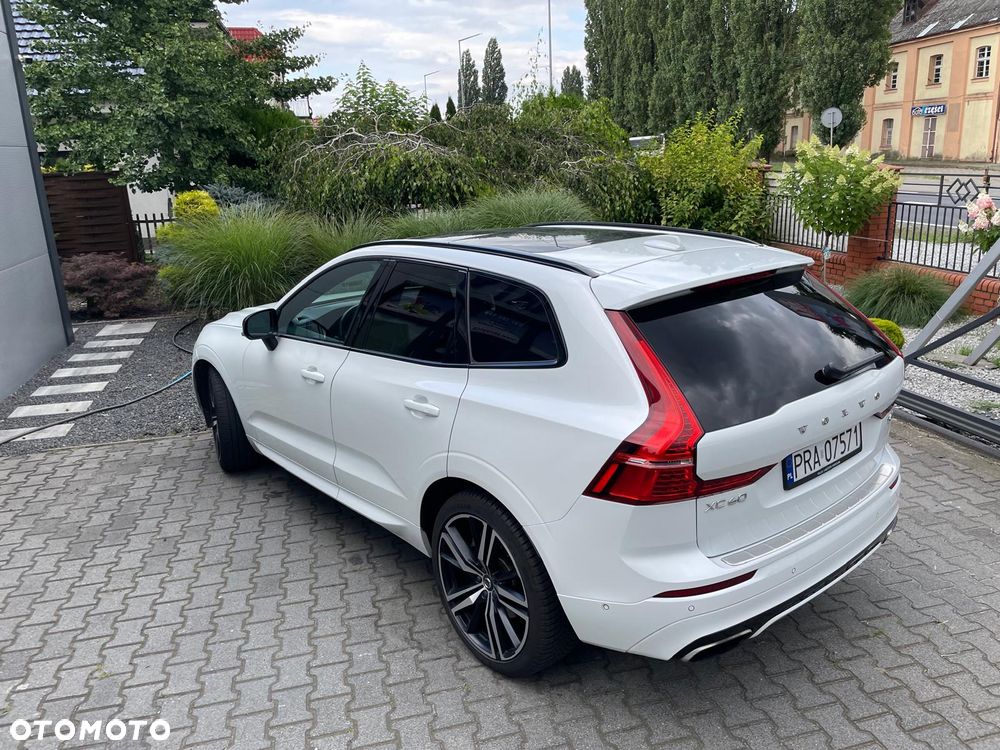 Volvo XC 60 T6 AWD Geartronic RDesign - 4