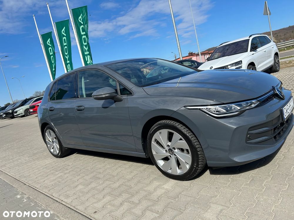 Volkswagen Golf 1.5 TSI Special Edition - 2