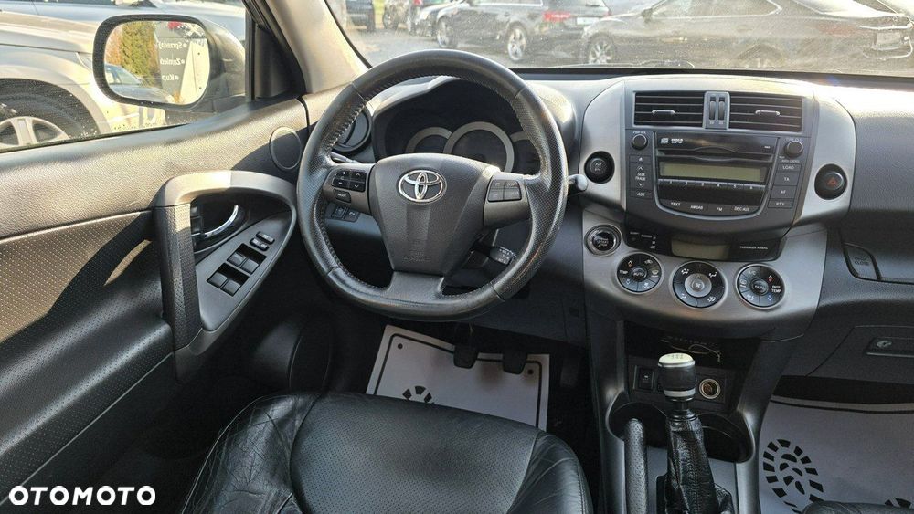 Toyota RAV4 - 20
