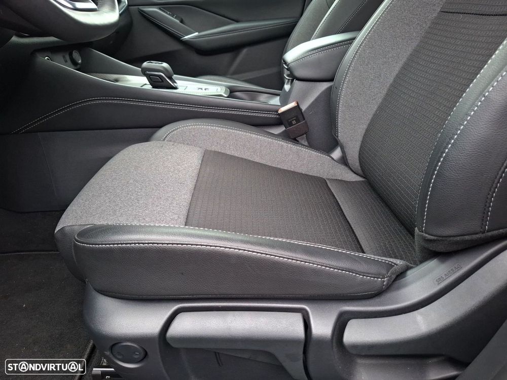 Nissan Qashqai 1.3 DIG-T Advance Xtronic - 26