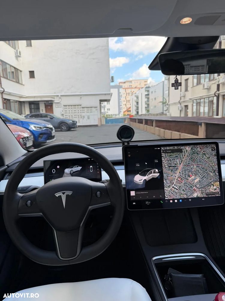 Tesla Model 3 Langstreckenbatterie Allradantrieb Dual Motor - 12