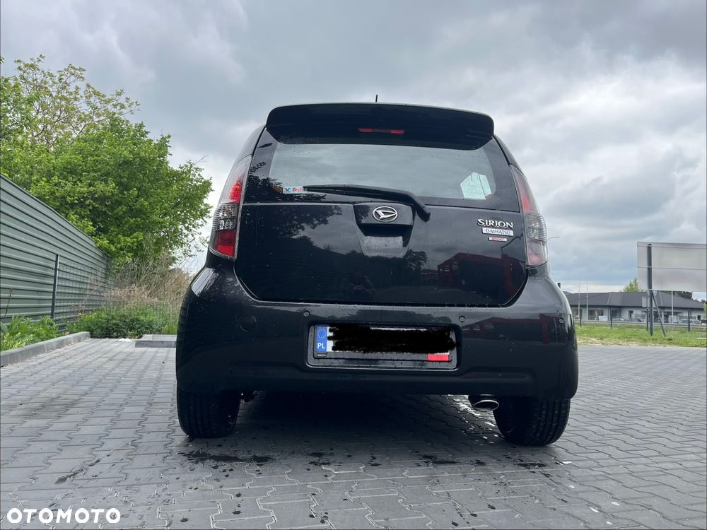 Daihatsu Sirion 1.5 S - 18