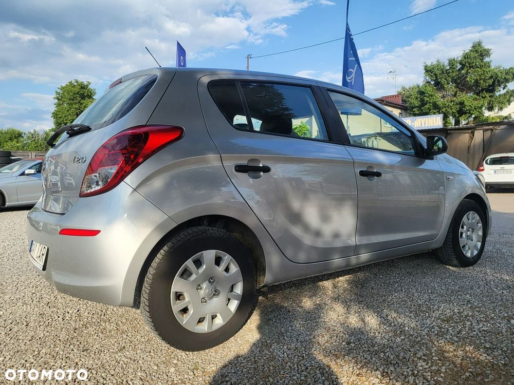 Hyundai i20 - 8