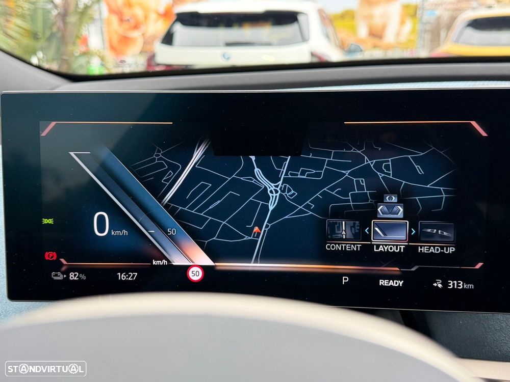 BMW iX xDrive 40 - 37