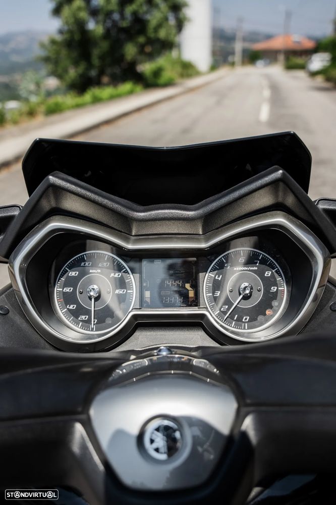 Yamaha X-Max 300 - 27