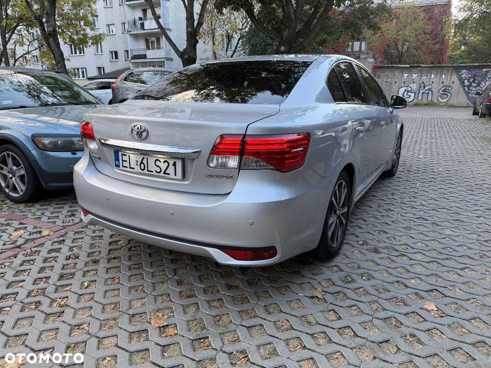 Toyota Avensis 2012 photo 3