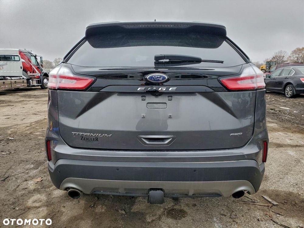 Ford Edge - 6