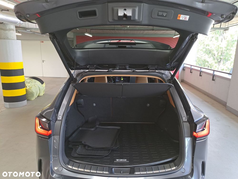 Lexus NX 350h Prestige AWD - 14