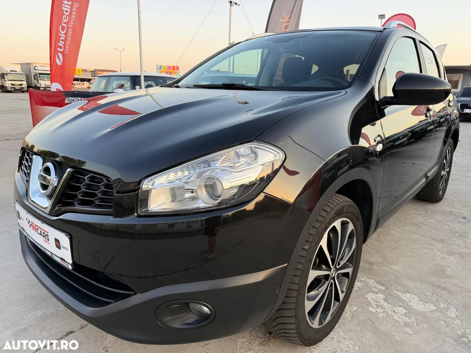 Nissan Qashqai 2.0 dCi DPF 4x4 Aut tekna - 11