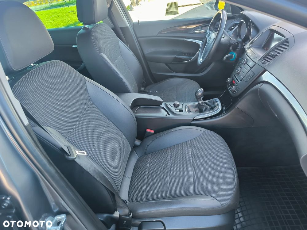 Opel Insignia - 19