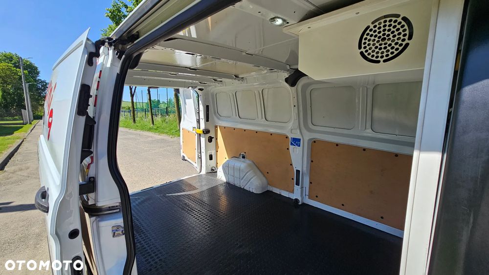 Ford TRANSIT CUSTOM - 29