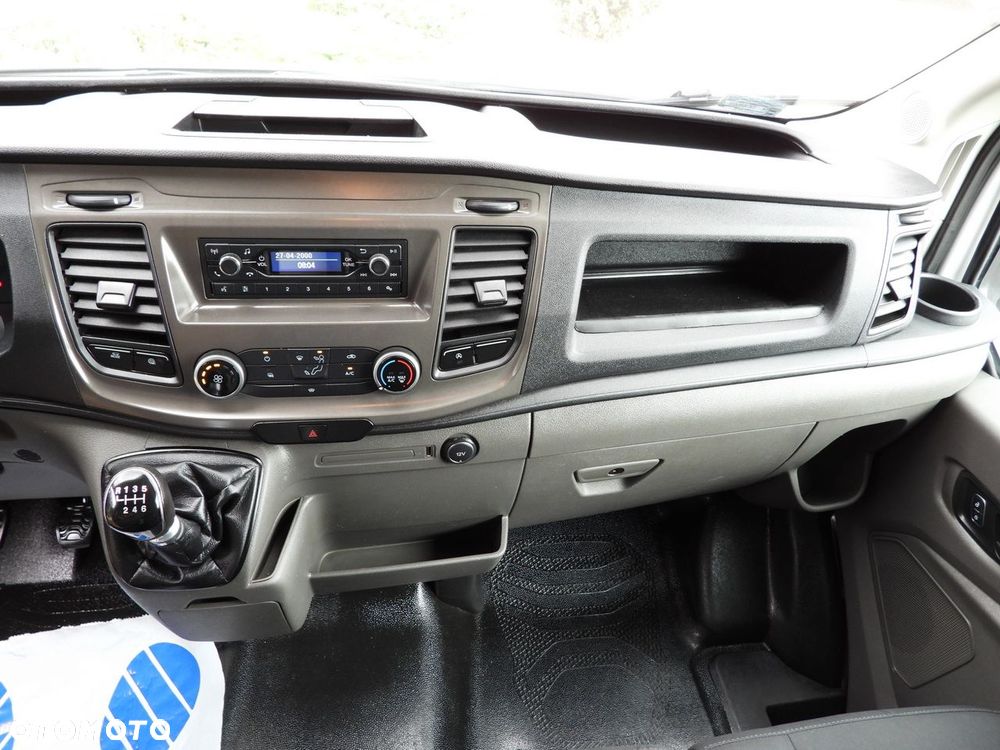 Ford TRANSIT  PLANDEKA 8 PALET TEMPOMAT LEDY BLIŹNIACZE KOŁA KLIMATYZACJA  130KM - 35