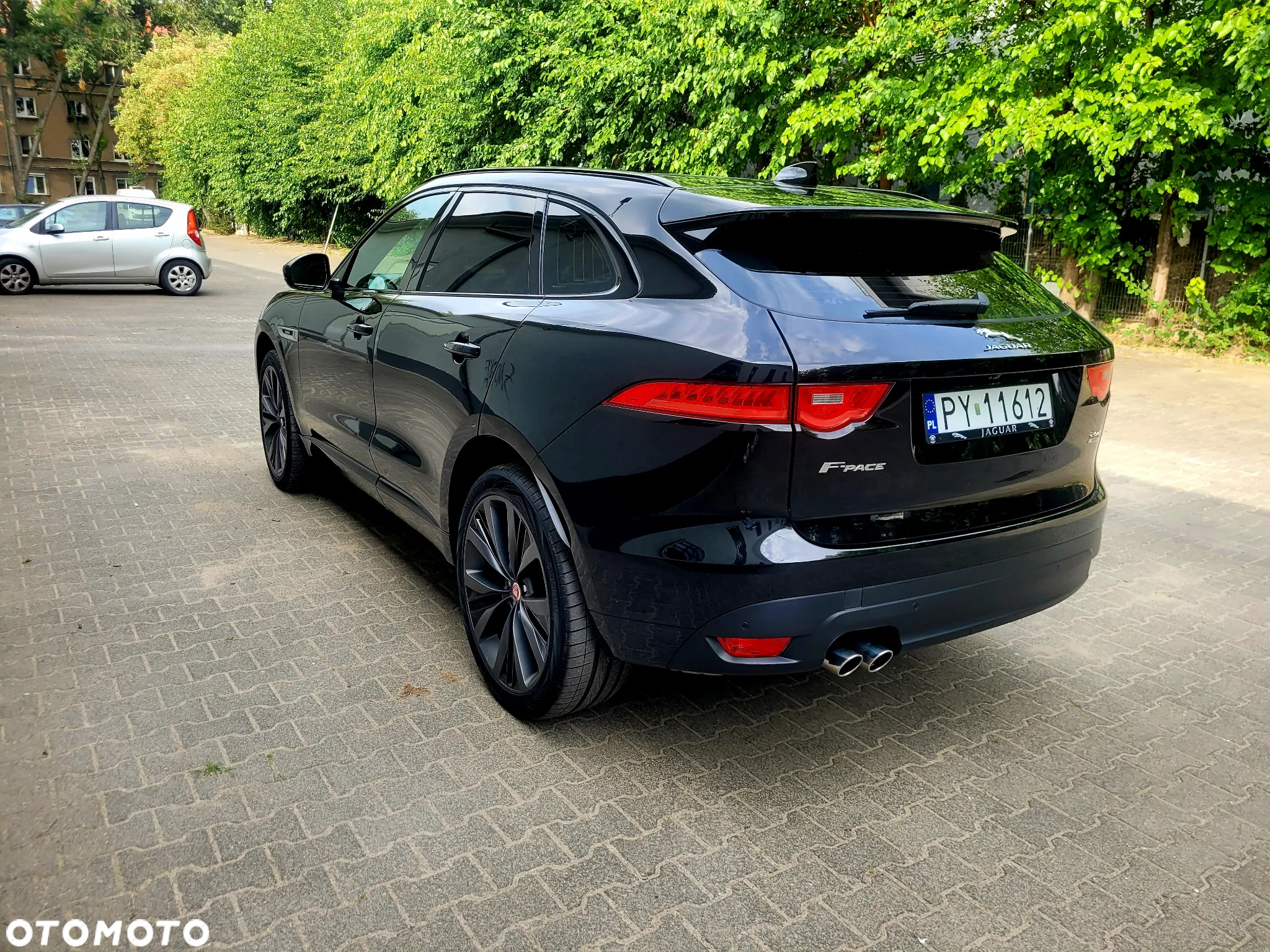 Jaguar F-Pace 2.0 i4D AWD R-Sport - 3