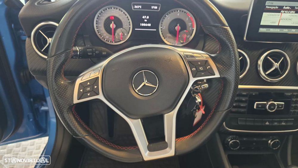 Mercedes-Benz A 180 d AMG Line - 43