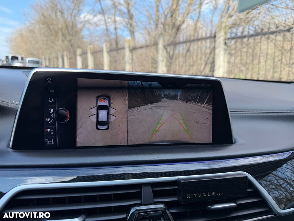 BMW Seria 7 740d xDrive - 26