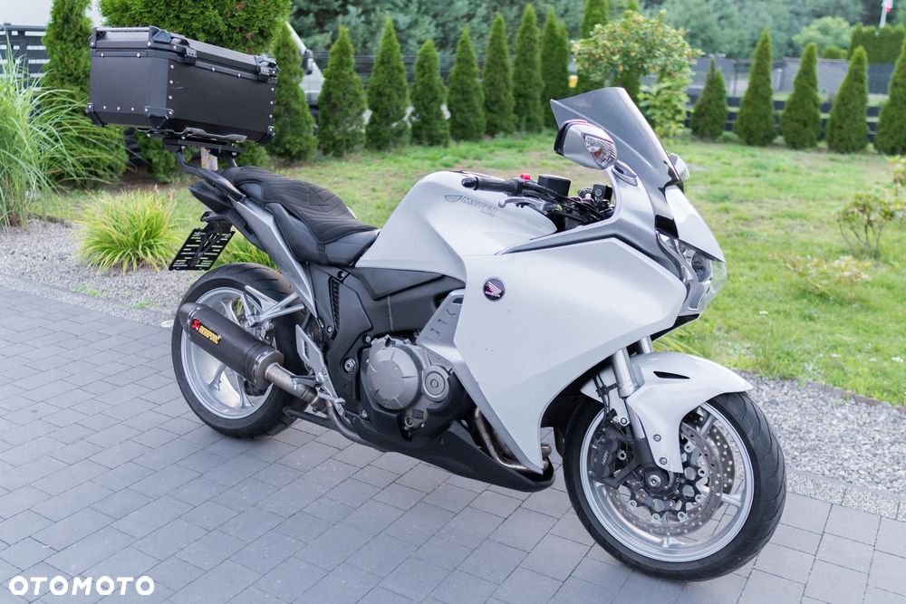Honda VFR - 1