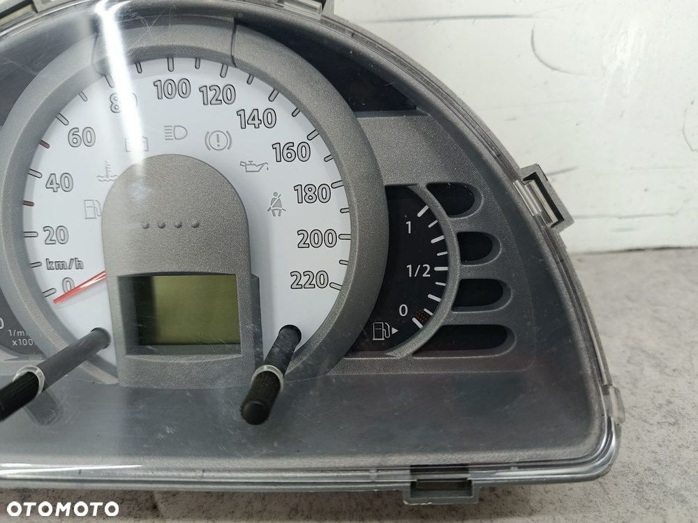 LICZNIK VW FOX 5Z0920827L A2NN7037J 1.2 6V - 4