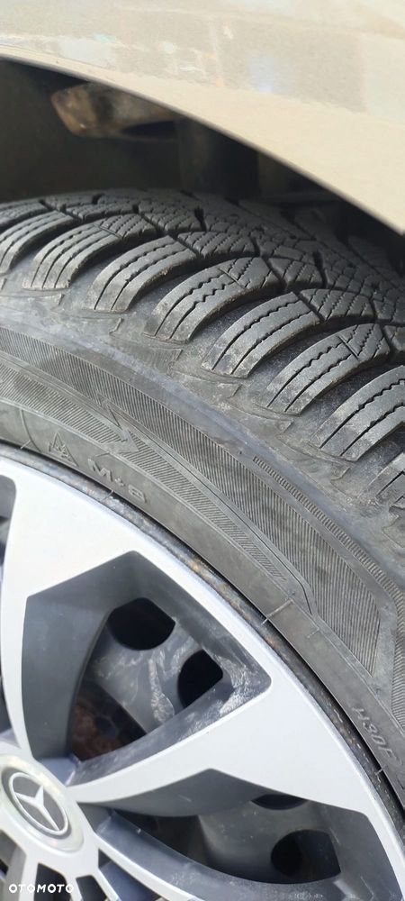 Mercedes-Benz Klasa B 200 CDI (BlueEFFICIENCY) 7G-DCT - 4