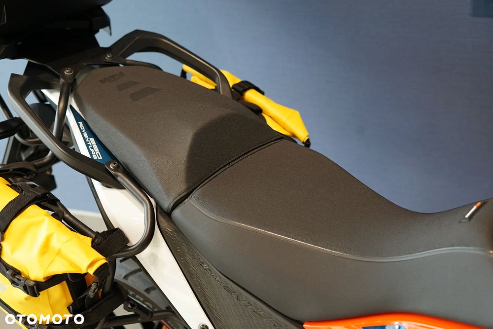 KTM Adventure 390 - 21