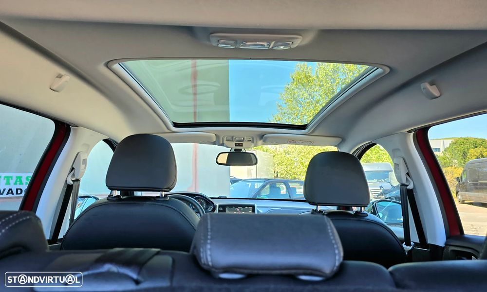 Peugeot 2008 PureTech 110 Stop&Start EAT6 Crossway - 25