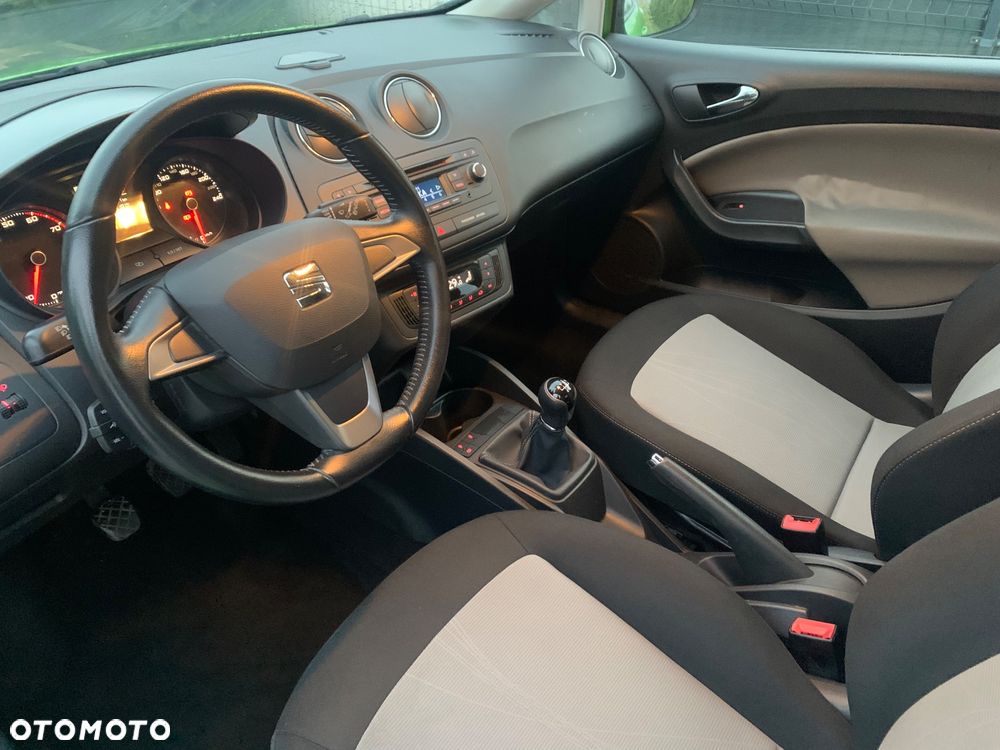 Seat Ibiza 1.4 16V Easy Life - 8