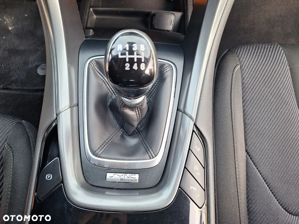 Ford Mondeo 1.5 TDCi ECOnetic Start-Stopp Titanium - 13