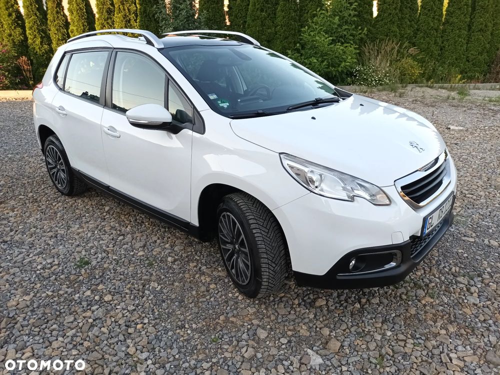 Peugeot 2008 1.2 VTi Allure - 4